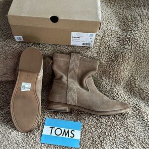 TOMS Laurel suede booties